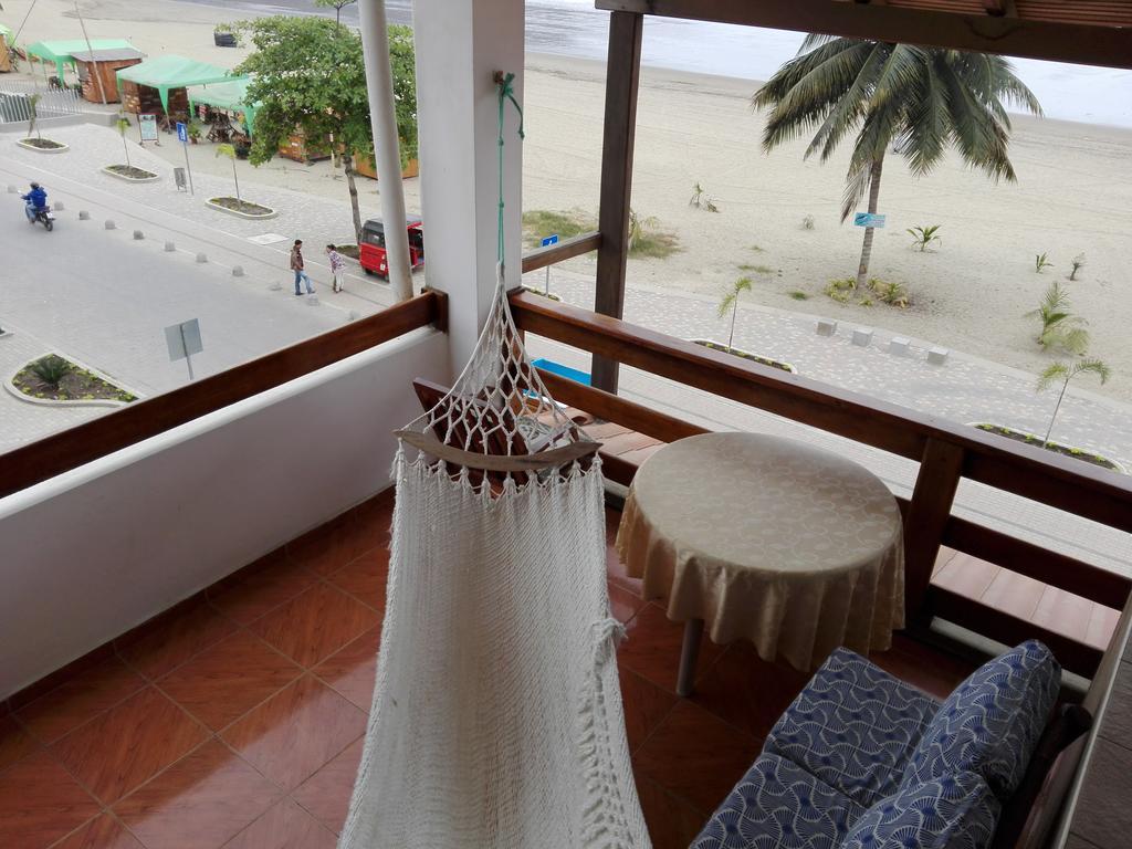 Hotel Pacifico Puerto López Extérieur photo