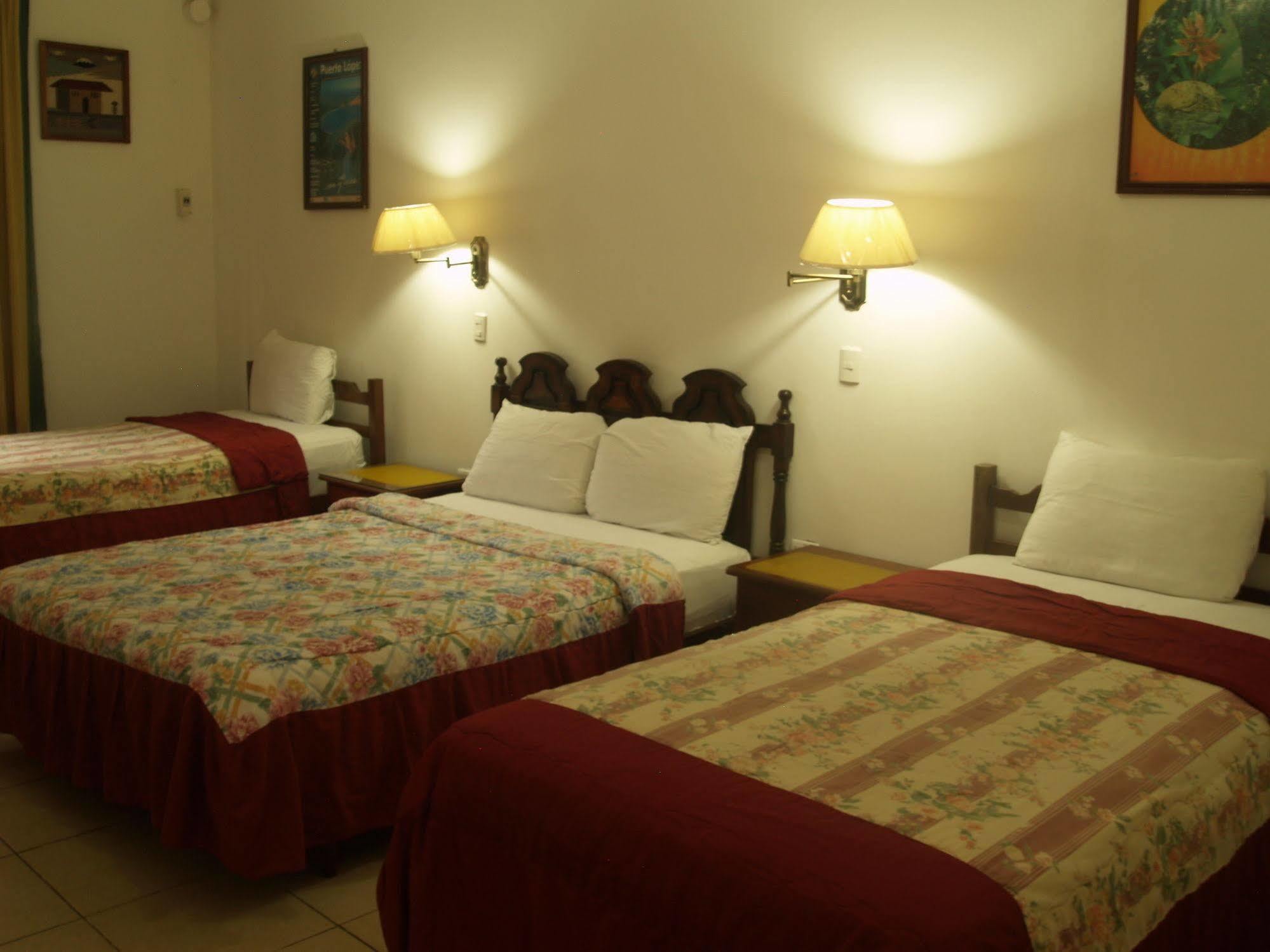 Hotel Pacifico Puerto López Extérieur photo