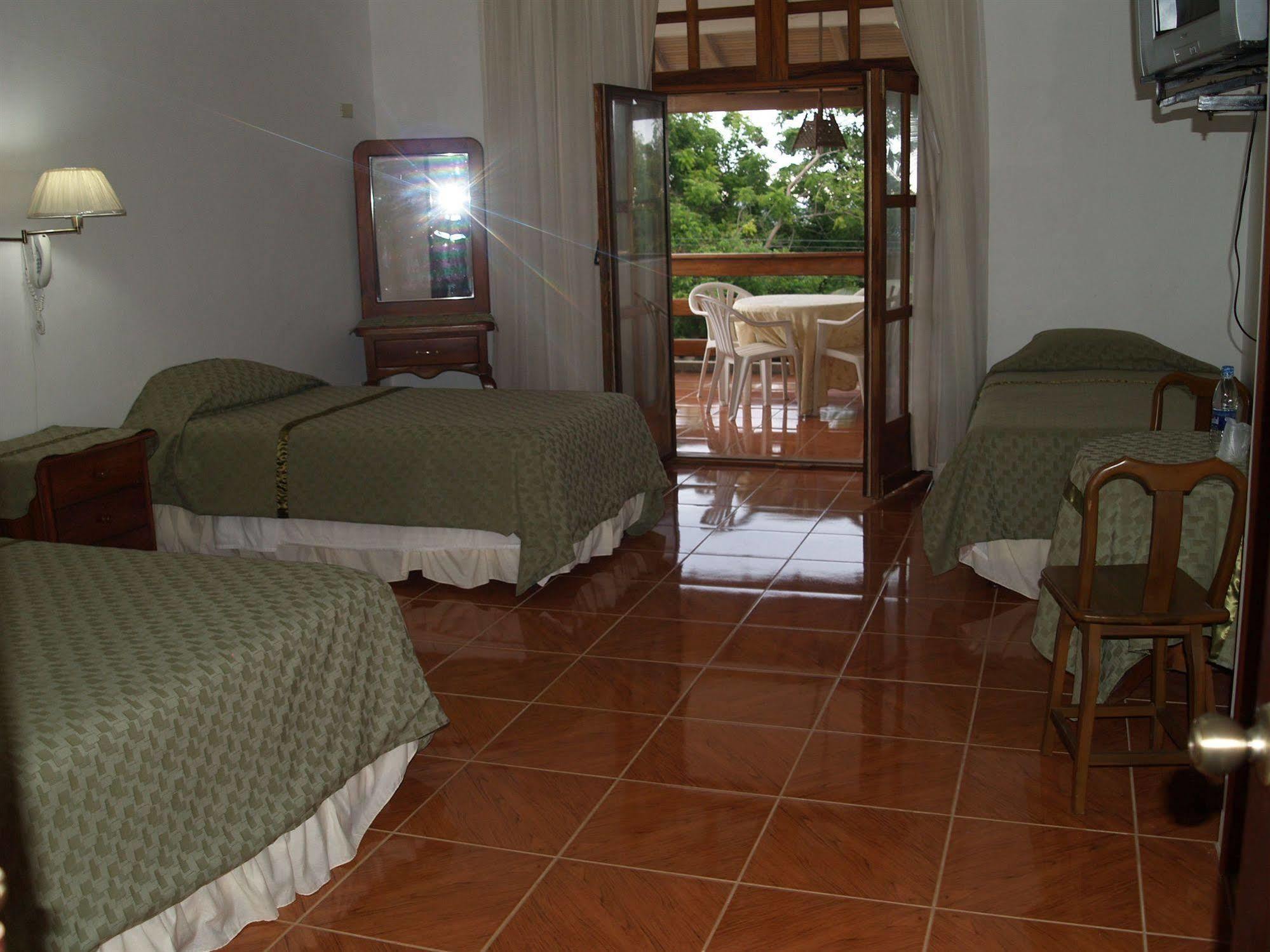 Hotel Pacifico Puerto López Extérieur photo